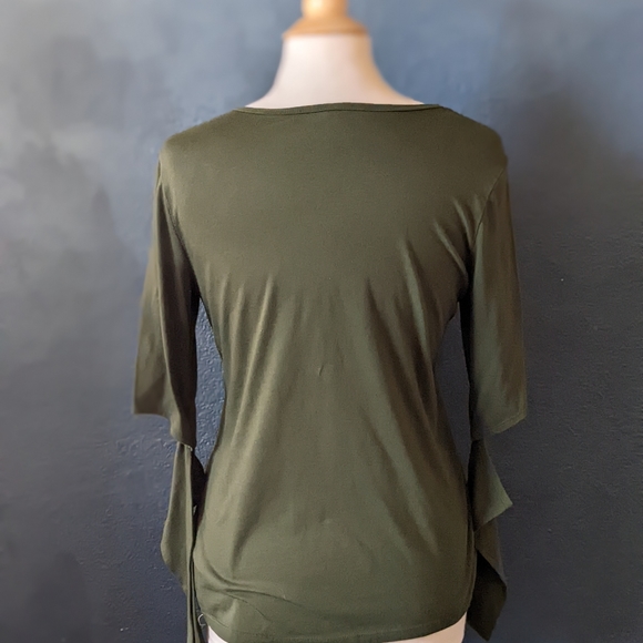 Army Green Fabletics Long Sleeve top Medium - Picture 2 of 5